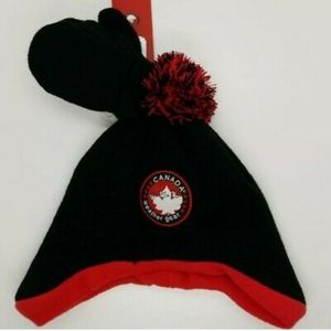 NWT Kids Winter Bombom knit Hat & Gloves Set Canad